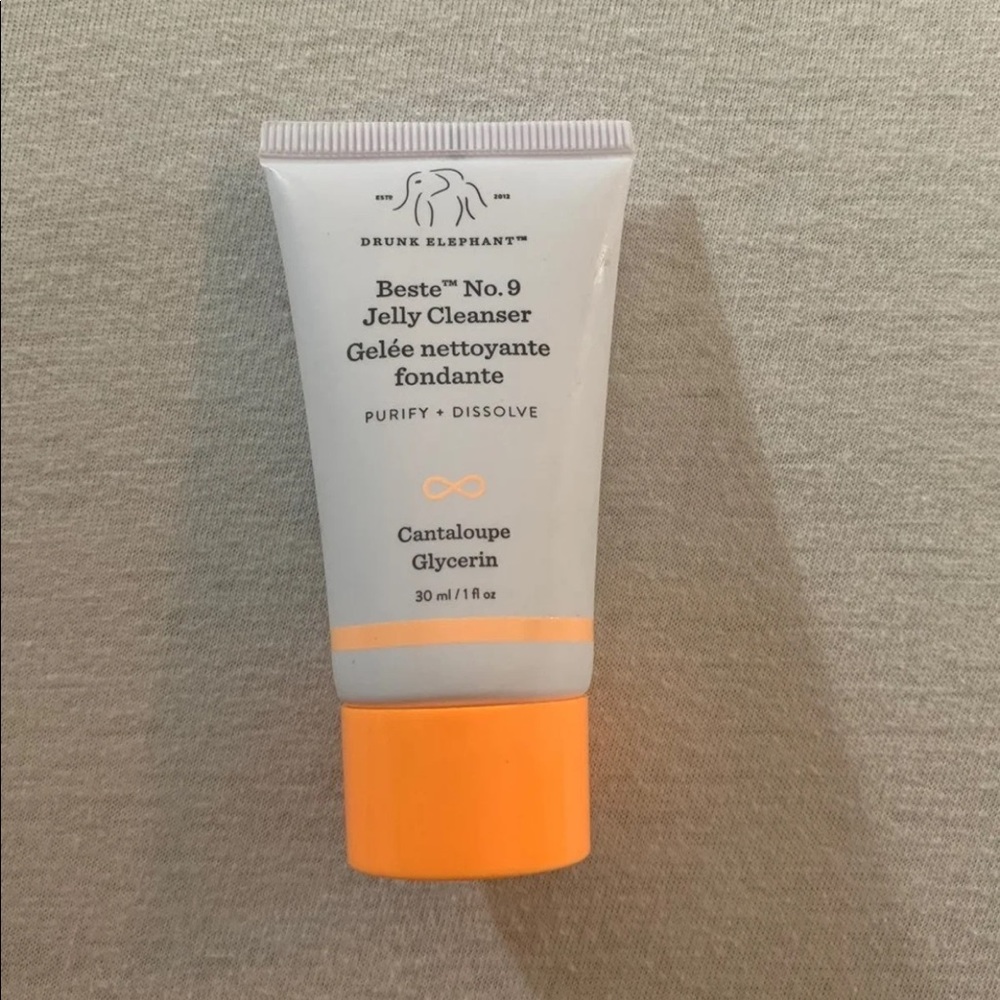 Drunk elephant jelly cleanser